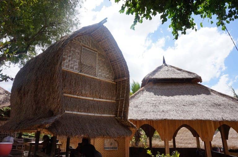 rumah adat nusa tenggara barat