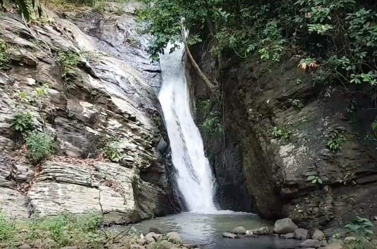 area wisata lampung utara air terjun merai