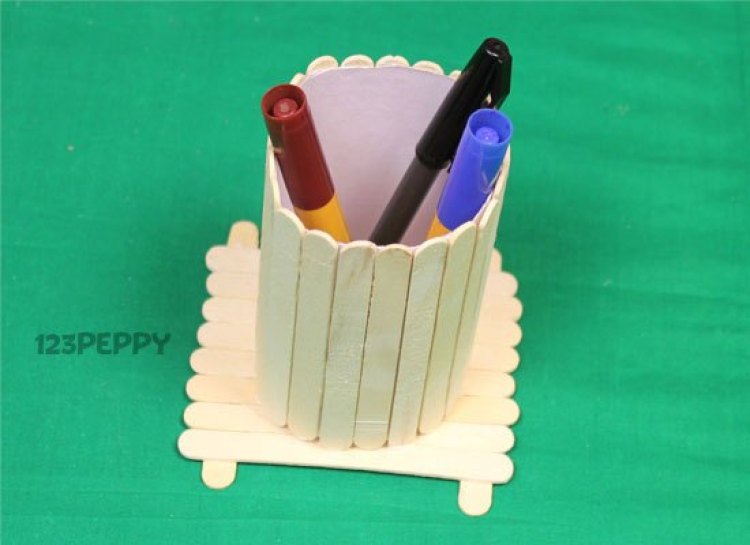 Tempat Pensil Dari Stik Es Krim